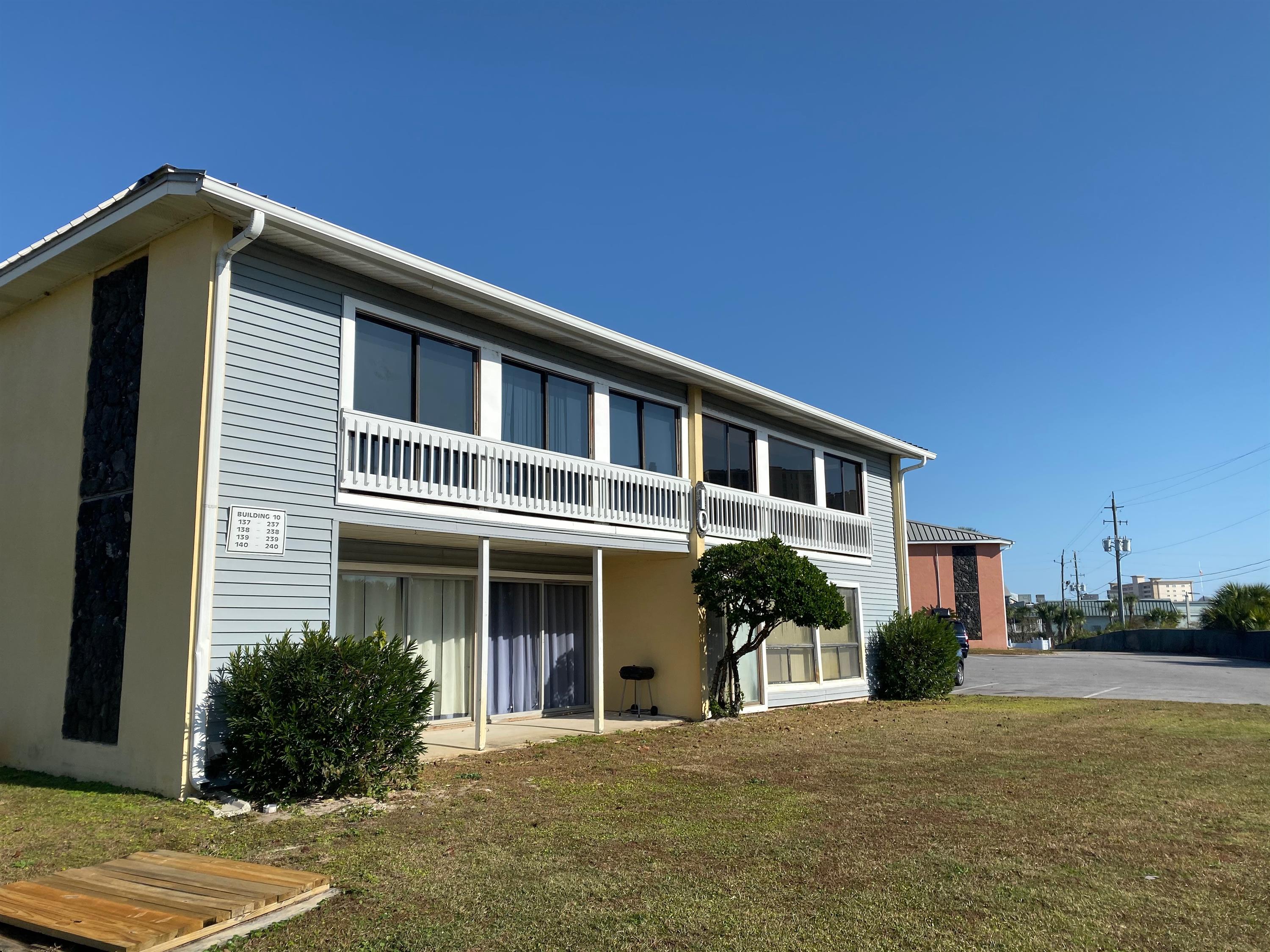 4000 Gulf Terrace, 238