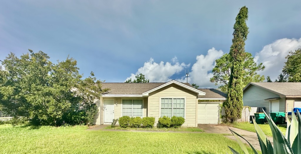 494 Sara Ave