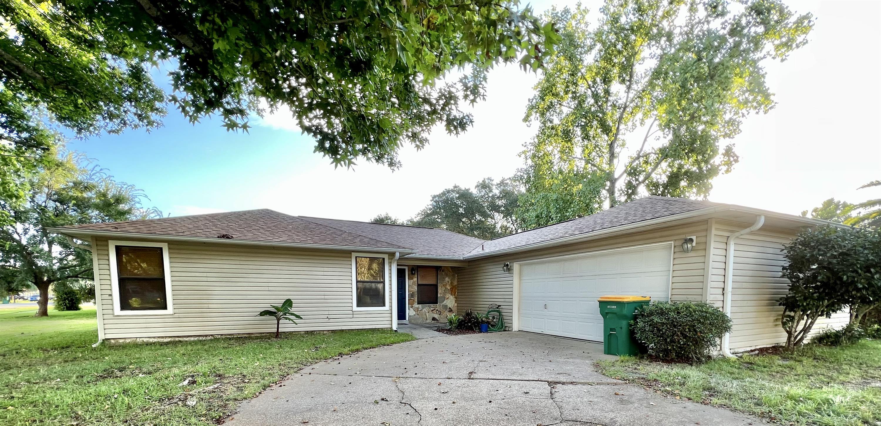 413 Primrose Circle