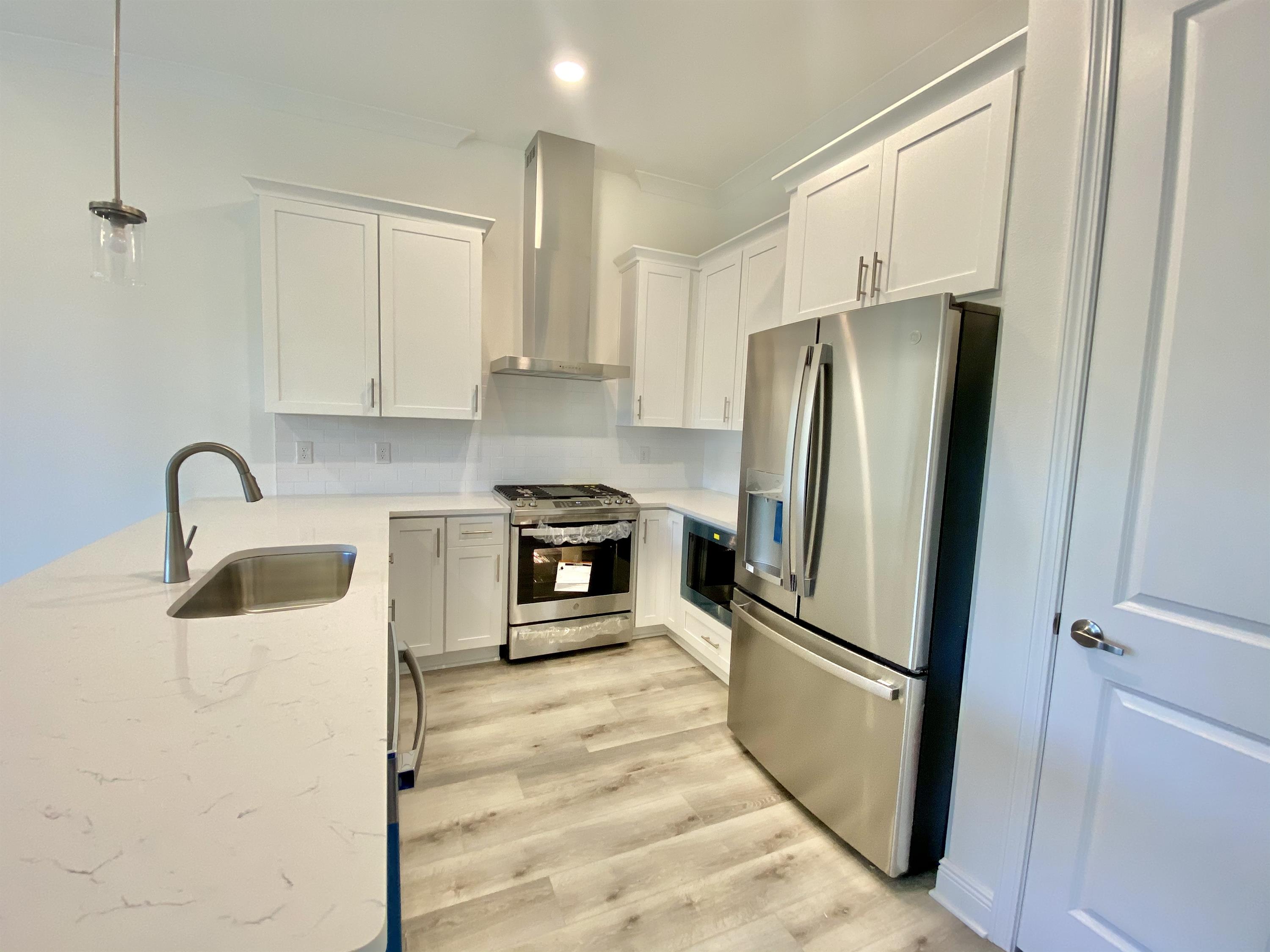 100 Kara Lake Dr